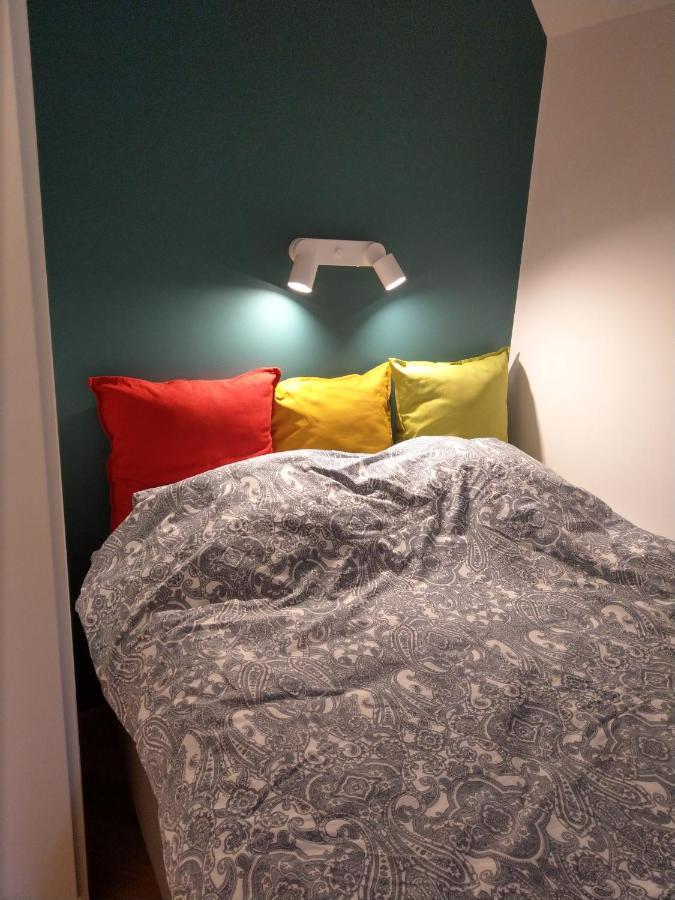 4m Apartment *